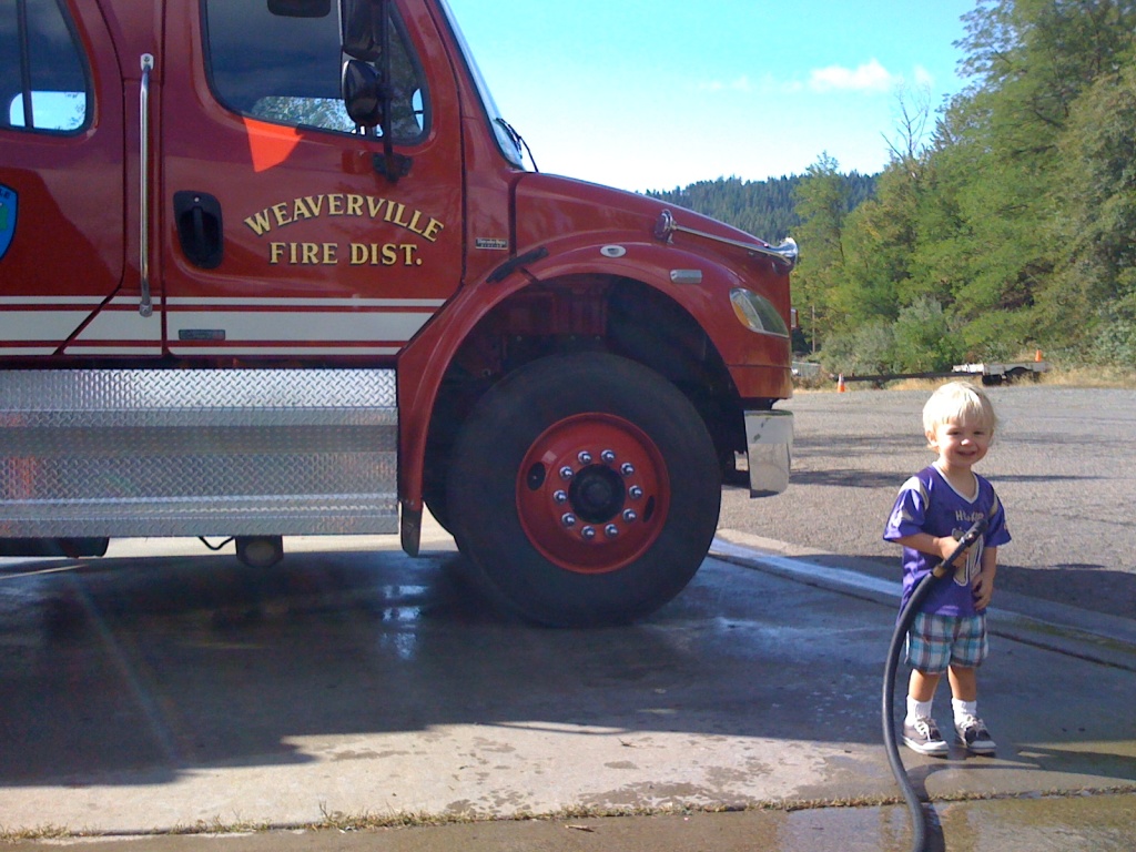 loading Gallery/Personnel/Newbies/fullsize/IMG_3131.JPG... or select a thumbnail